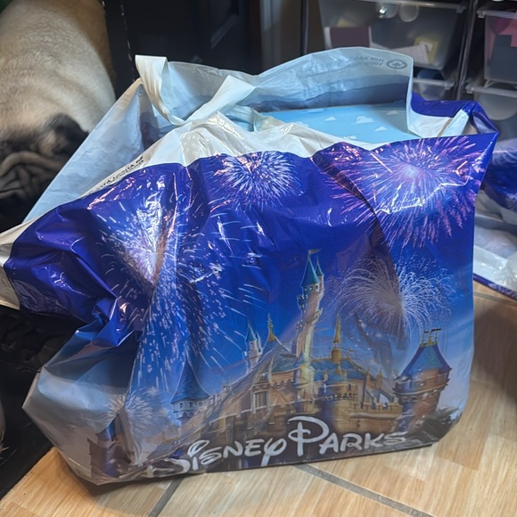 Disney Parks -Toy Story Memorabilia -Space Crane Claw Machine (sold out online) - Picture 14 of 15